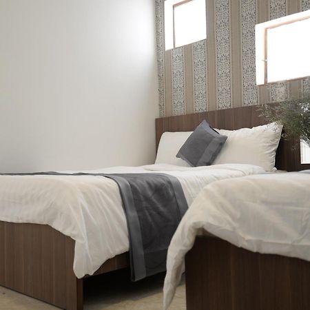 דה לאט Amis Hotel מראה חיצוני תמונה