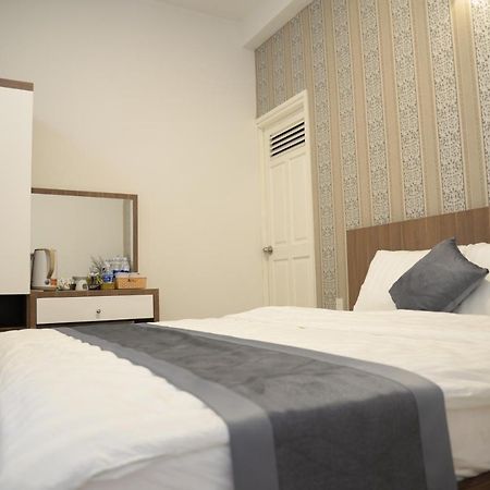דה לאט Amis Hotel מראה חיצוני תמונה