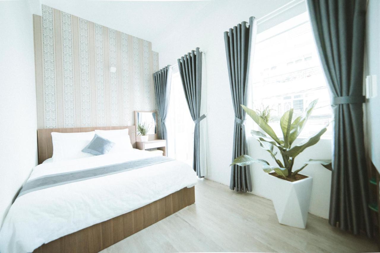דה לאט Amis Hotel מראה חיצוני תמונה