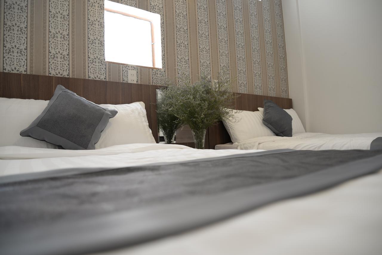 דה לאט Amis Hotel מראה חיצוני תמונה